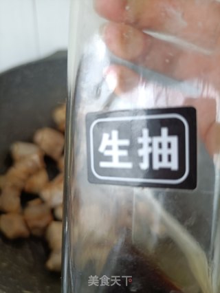 排骨花肉烧笋干的做法步骤：16