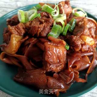 排骨花肉烧笋干的做法步骤：29