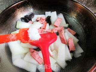 黑木耳烤火腿煮冬瓜的做法步骤：7