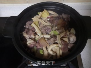 牛杂萝卜锅的做法步骤：16