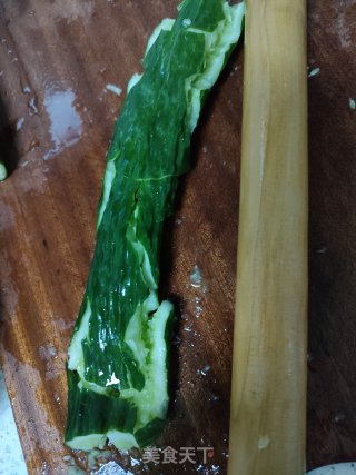 凉拌棒打黄瓜的做法步骤：1