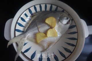 茄汁鲳鱼的做法步骤：3