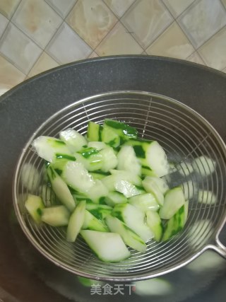 虾仁炒青瓜的做法步骤：14