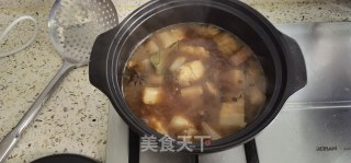 鹌鹑蛋红烧肉的做法步骤：6