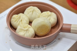 美味快手鸡蛋虾皮韭菜包子两吃的做法步骤：14