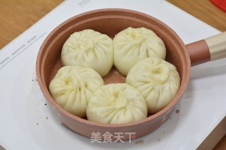 美味快手鸡蛋虾皮韭菜包子两吃的做法步骤：16