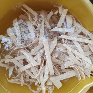 凉拌油豆皮的做法步骤：8