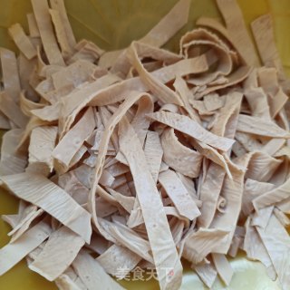 凉拌油豆皮的做法步骤：9