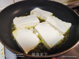 家常红烧豆腐的做法步骤：1