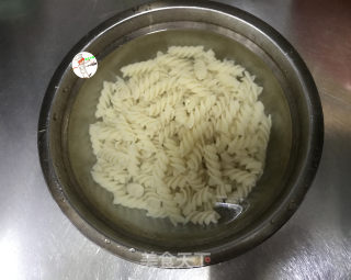 咖喱牛肉虾仁意大利面的做法步骤：11
