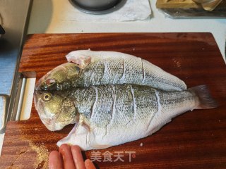 香烤鲈鱼的做法步骤：4
