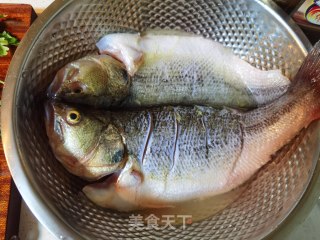 香烤鲈鱼的做法步骤：9