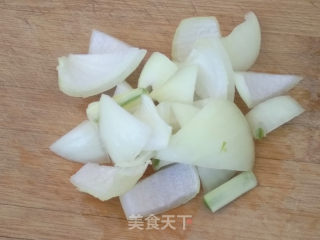 胡萝卜洋葱拌海蜇的做法步骤：3