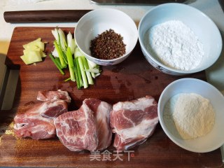 小酥肉的做法步骤：1
