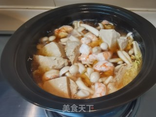 虾仁海鲜菇菜煲的做法步骤：8