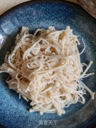 凉拌金针菇的做法步骤：5