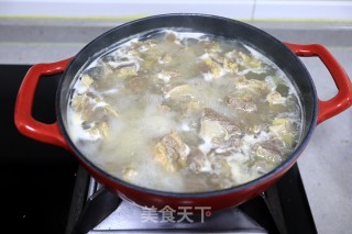 牛腩炖萝卜的做法步骤：4