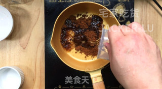 清凉双色冰粉粉，红糖的甜蜜、抹茶的清新，解暑又美味香甜。的做法步骤：7