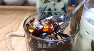 清凉双色冰粉粉，红糖的甜蜜、抹茶的清新，解暑又美味香甜。的做法步骤：14