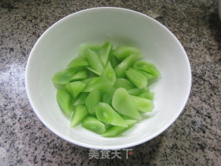 淡菜拌莴笋的做法步骤：4