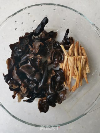 木须肉的做法步骤：2