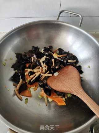 木须肉的做法步骤：9