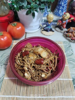 五花肉焖笋丝的做法步骤：12