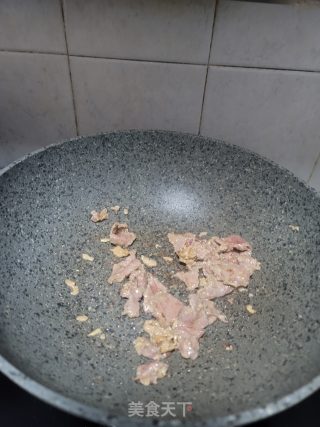 牛肉片炒蛋的做法步骤：3