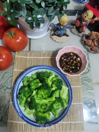 白灼西兰花的做法步骤：8