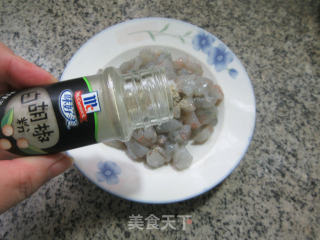虾仁豆腐皮卷的做法步骤：4