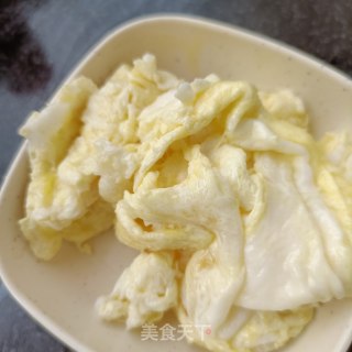 青椒番茄炒鹅蛋的做法步骤：10