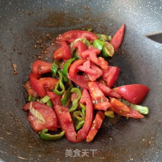 青椒番茄炒鹅蛋的做法步骤：16