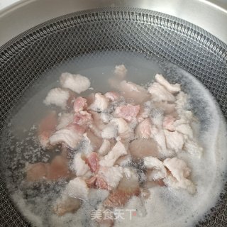 猪肉炖紫芸豆的做法步骤：5