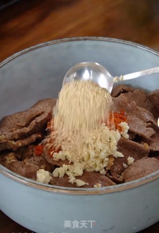 香菜拌牛肉的做法步骤：4