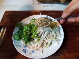 凉拌麻辣鸡丝的做法步骤：5