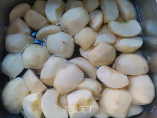 苹果果脯的做法步骤：2