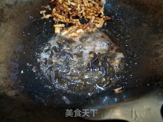 韭菜花炒藕片的做法步骤：3