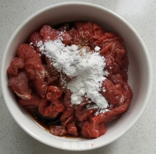 小炒牛肉的做法步骤：2
