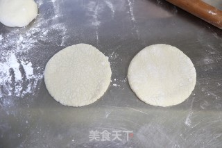 解馋过瘾的肉夹馍的做法步骤：16