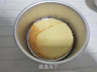 酸奶西瓜慕斯蛋糕的做法步骤：1