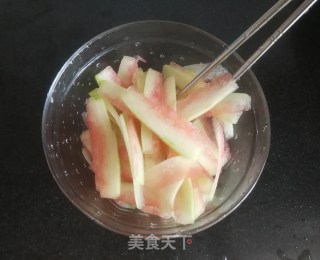 凉拌西瓜皮的做法步骤：6