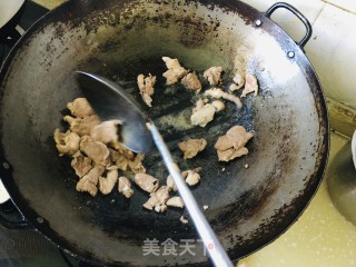 甘蓝炒肉片的做法步骤：3