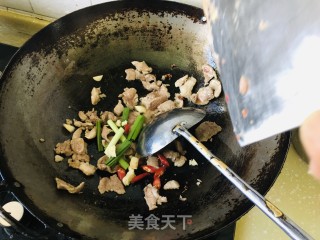 甘蓝炒肉片的做法步骤：4
