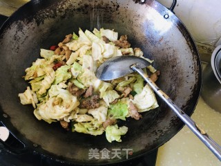 甘蓝炒肉片的做法步骤：8