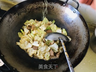 甘蓝炒肉片的做法步骤：9