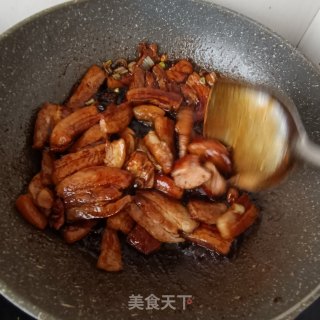 红烧回锅肉的做法步骤：10