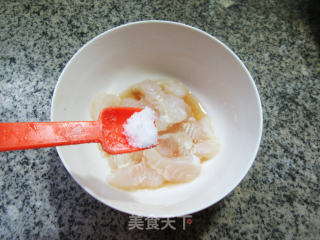 巴沙鱼柳炒鸡蛋的做法步骤：4