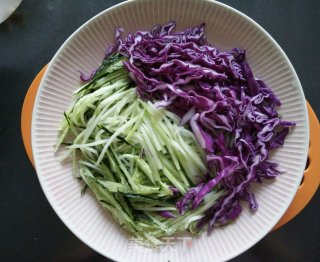 麻酱肉丝大拉皮的做法步骤：3