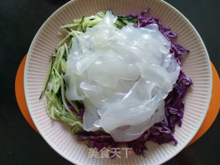 麻酱肉丝大拉皮的做法步骤：4