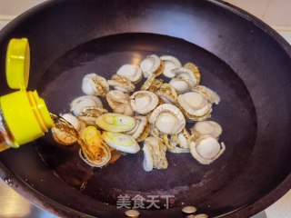 爆炒扇贝的做法步骤：4